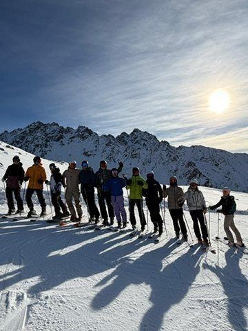 Gemeinsam raus: Team-Auszeit in den Bergen.